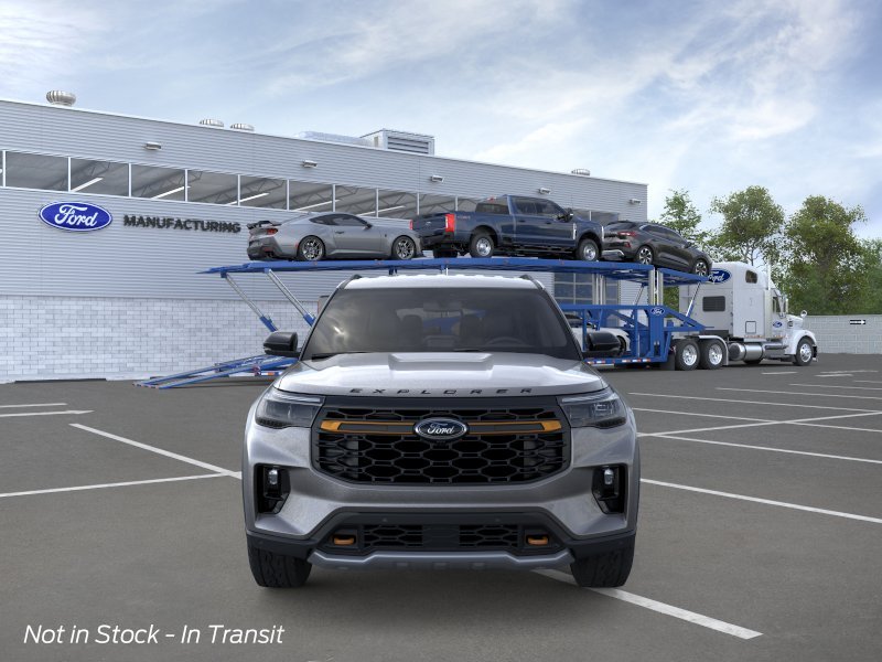 New 2026 Carbonized Gray Metallic Ford Tremor® image 6