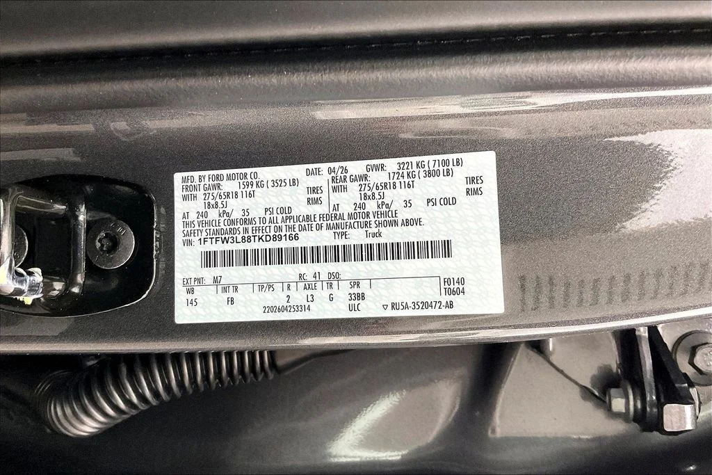 New 2026 Carbonized Gray Metallic Ford XLT image 33