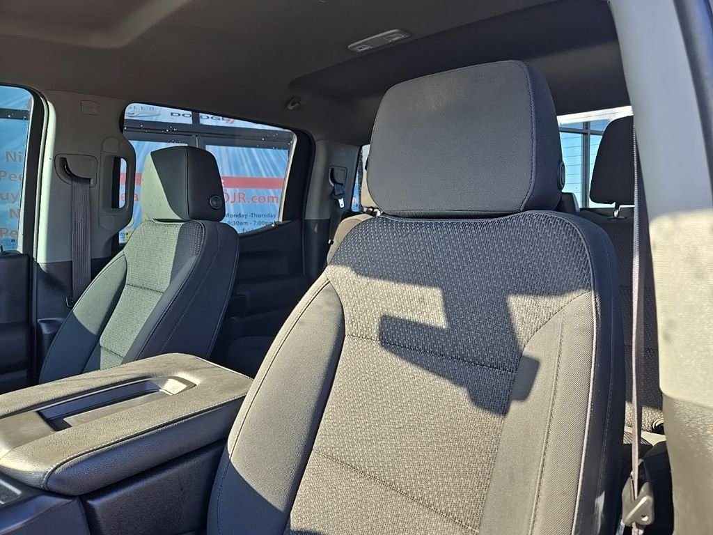 Used 2021 Gray Chevrolet Custom image 40