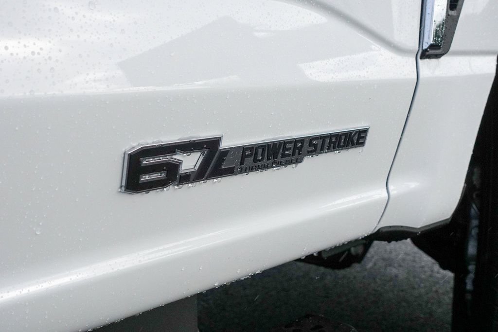 2026 Ford F-250 Super Duty XLT - Photo 6