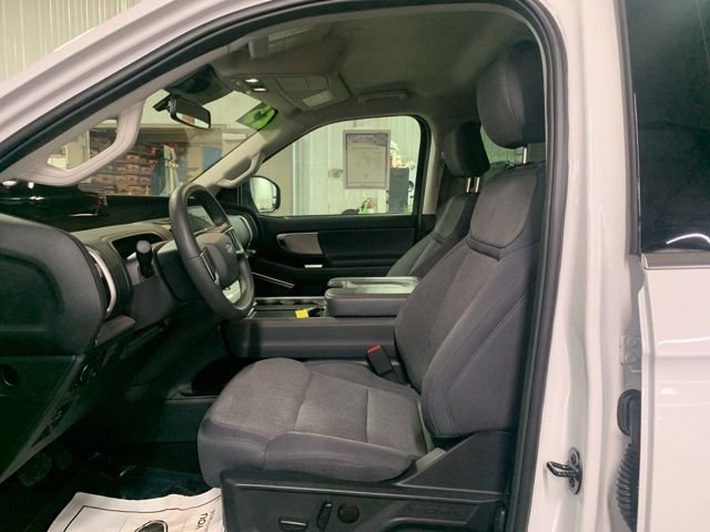 Used 2025 White Ford Active image 7
