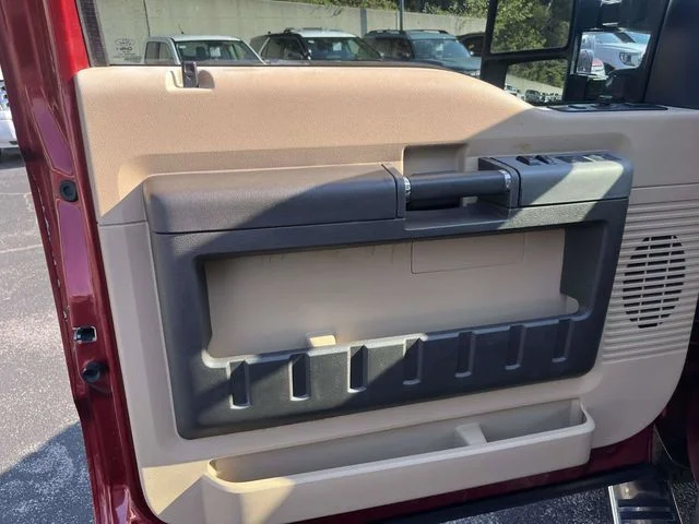 Used 2016 Brown Ford Lariat image 17