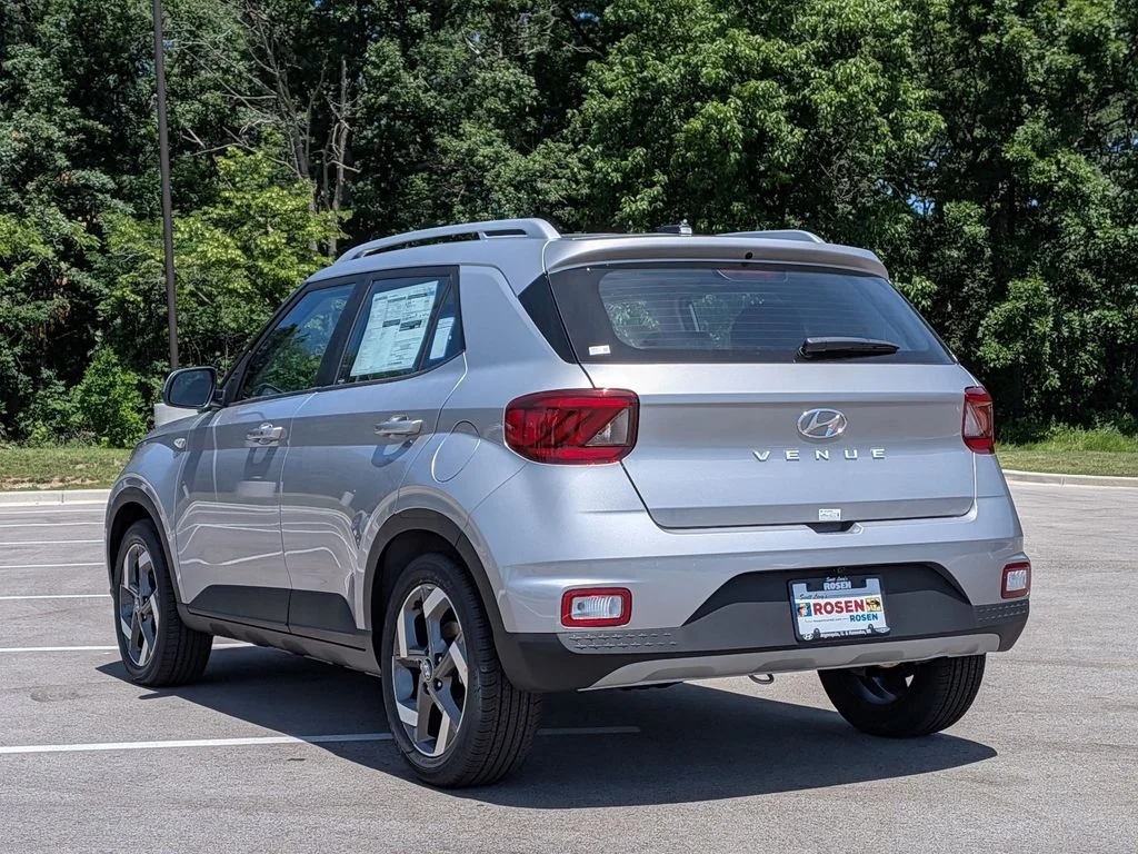New 2026 Silver Hyundai SEL image 5