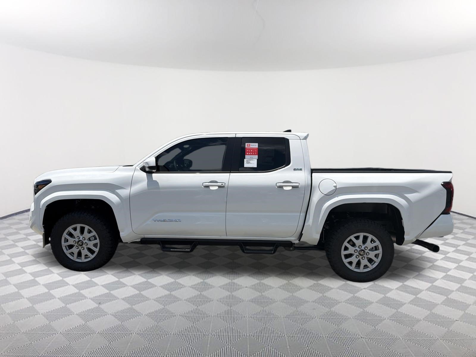New 2026 Ice Cap Toyota SR5 image 4