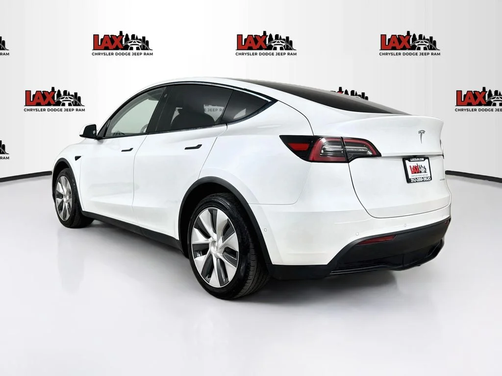 Used 2022 White Tesla Long Range image 5