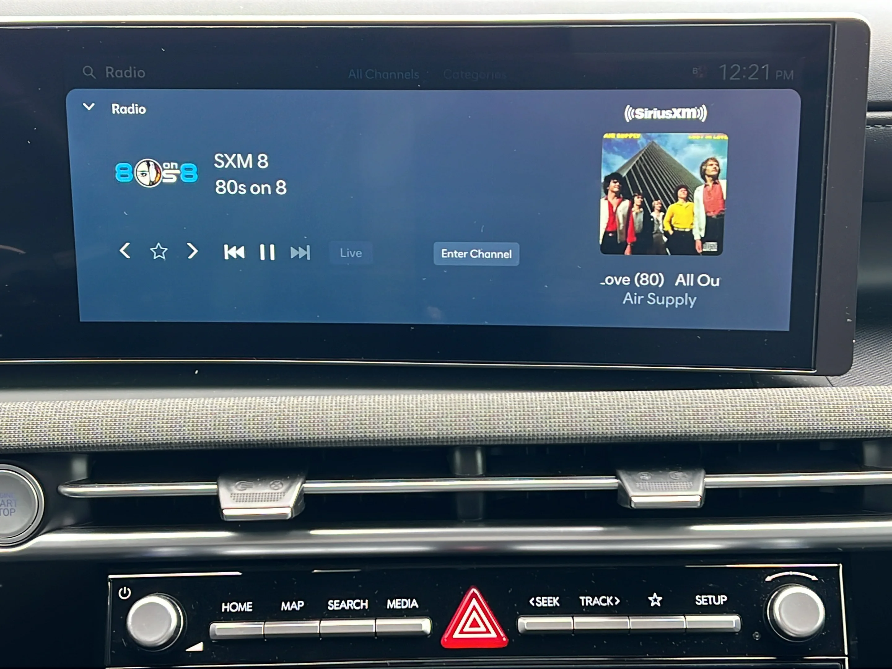 Used 2025 Atlas White Hyundai Limited image 14