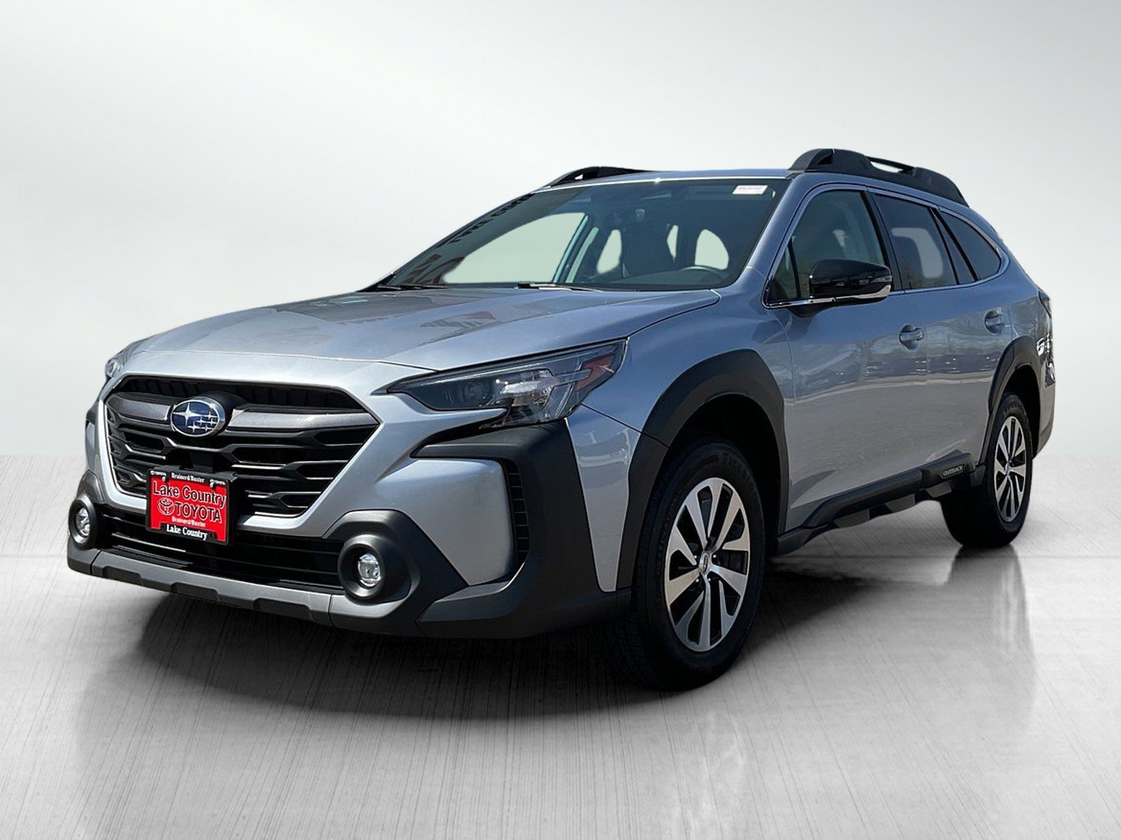 2024 Subaru Outback Premium's photo