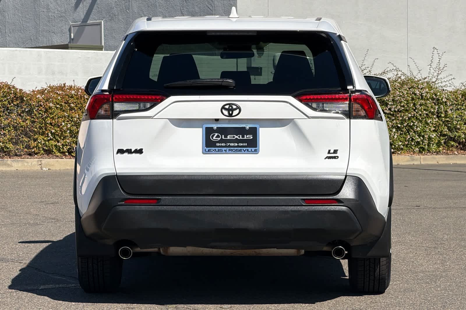 Used 2025 Ice Cap Toyota LE image 8