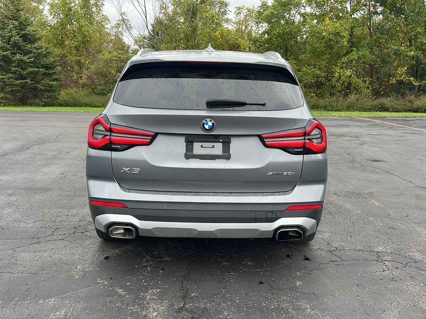 Used 2023 Skyscraper Gray Metallic BMW xDrive30i image 6