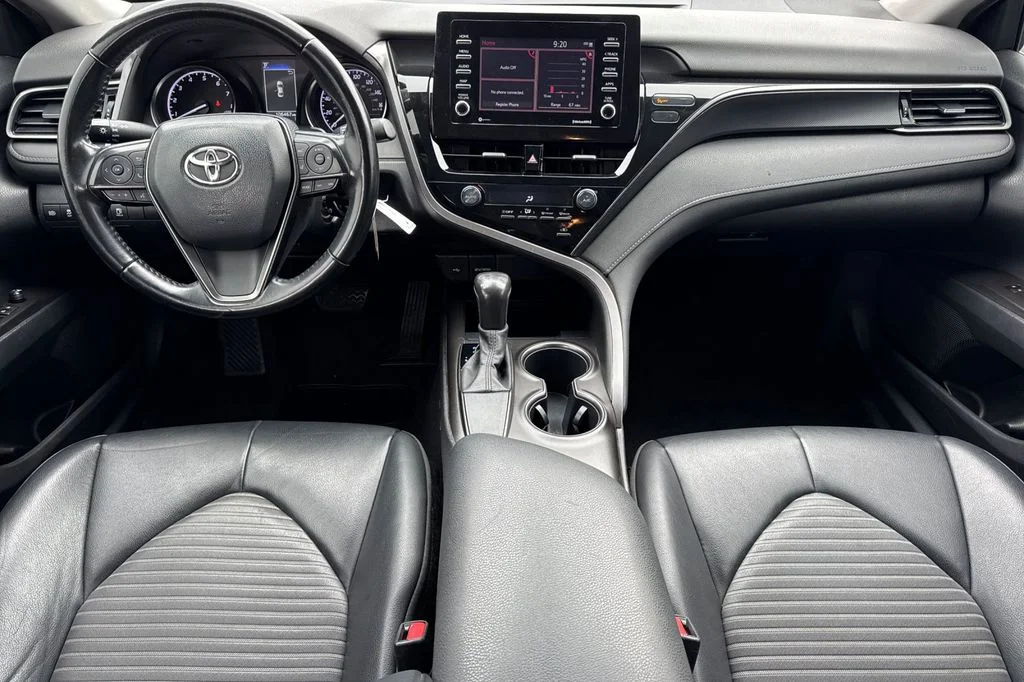 Used 2021 Blue Toyota SE image 16