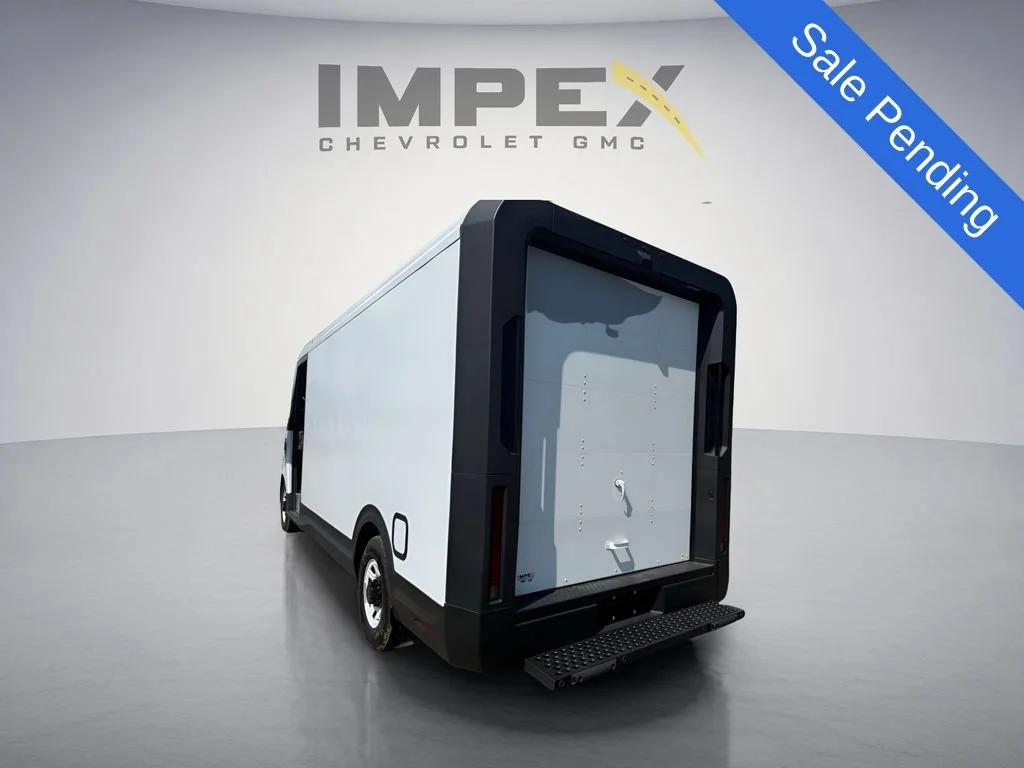 Used 2024 Oyster White BrightDrop EJY image 4