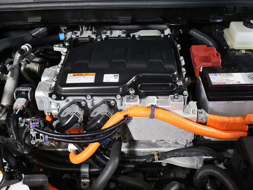 Used 2023 Silver Toyota XLE image 18