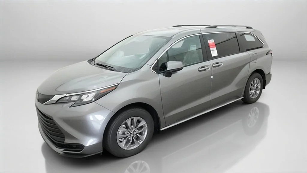 2026 Toyota Sienna LE