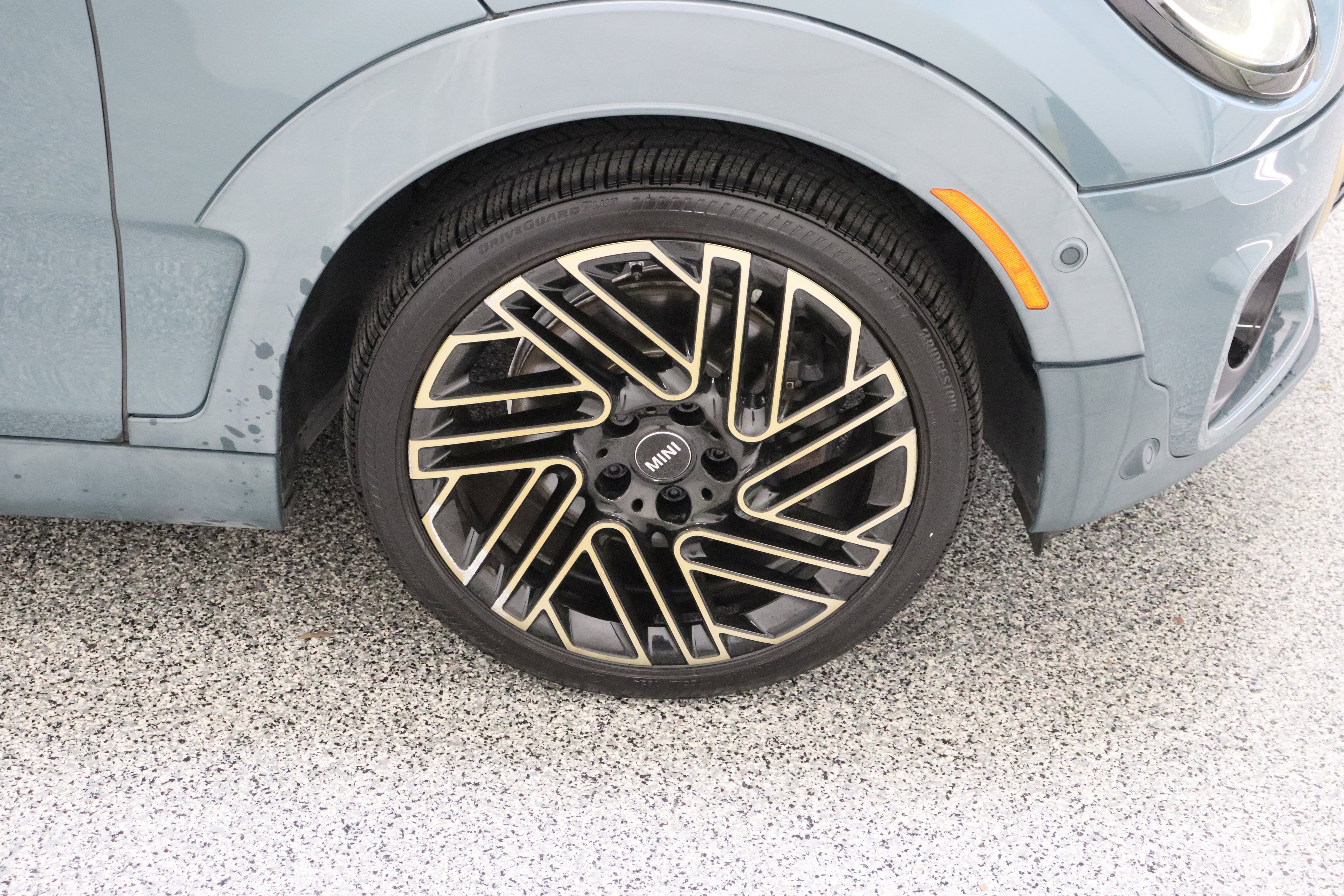 Used 2023 Sage Green Metallic MINI Cooper S 2.0T image 5