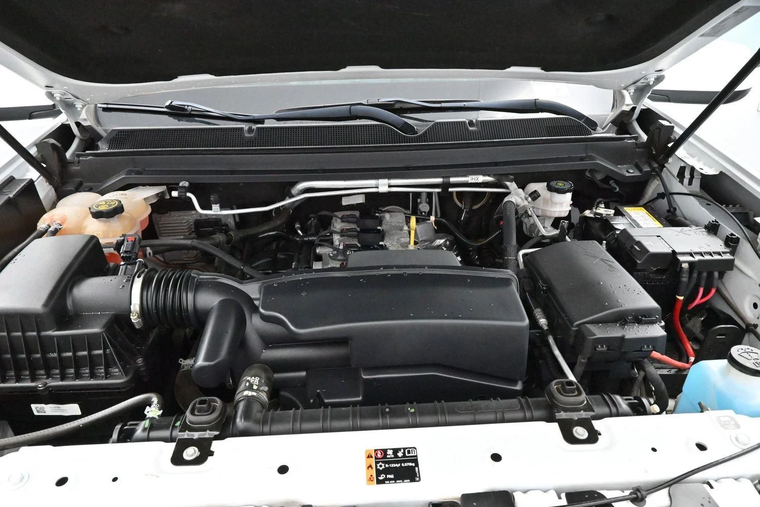 Used 2022 Summit White Chevrolet 4WD LT image 34