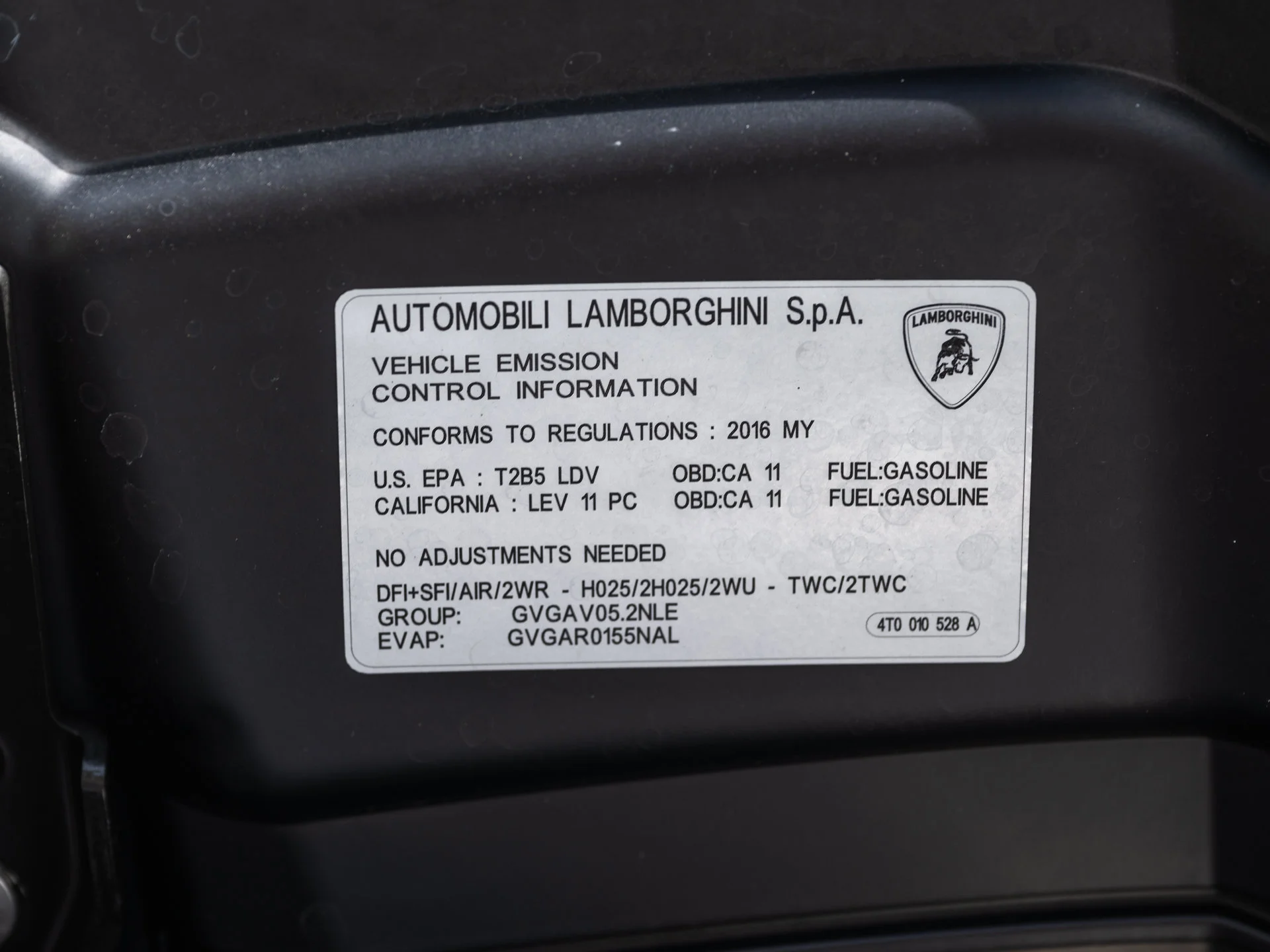 Used 2016  Lamborghini LP610-4S image 32