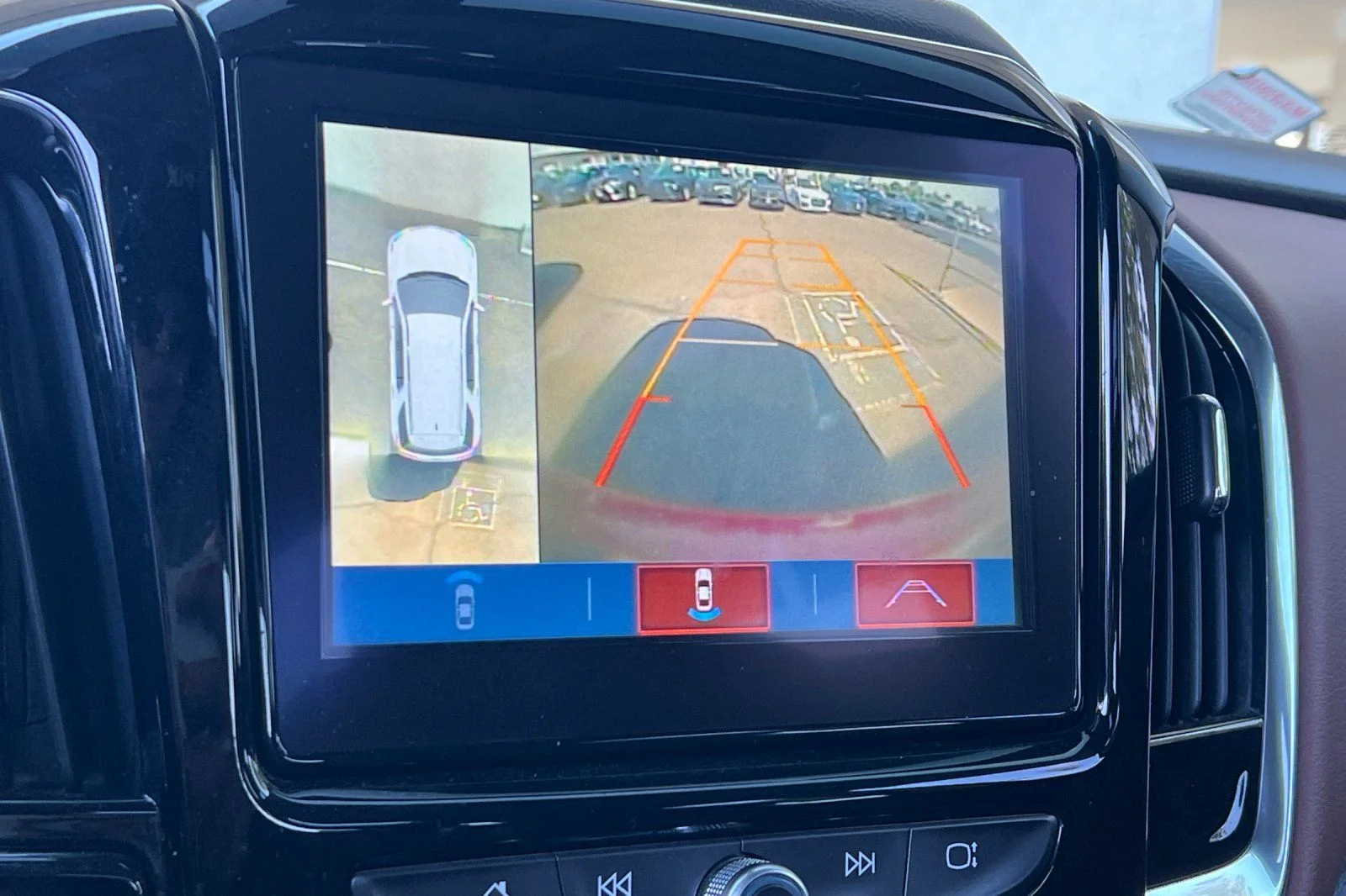 Used 2018 Red Chevrolet High Country image 22