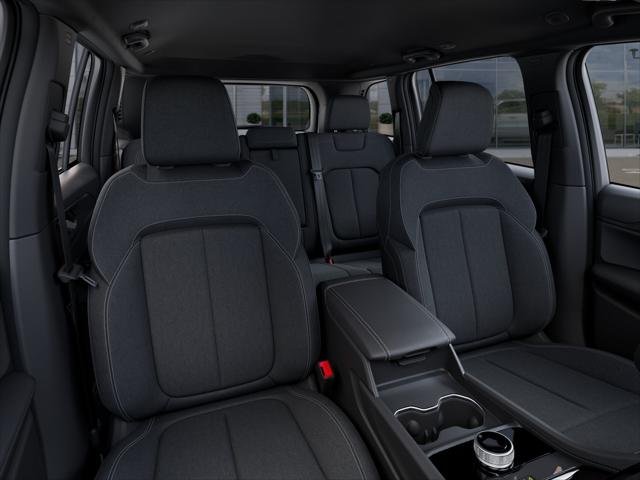 New 2026 Bright White Clear-Coat Exterior Paint Jeep Laredo 4x4 image 42