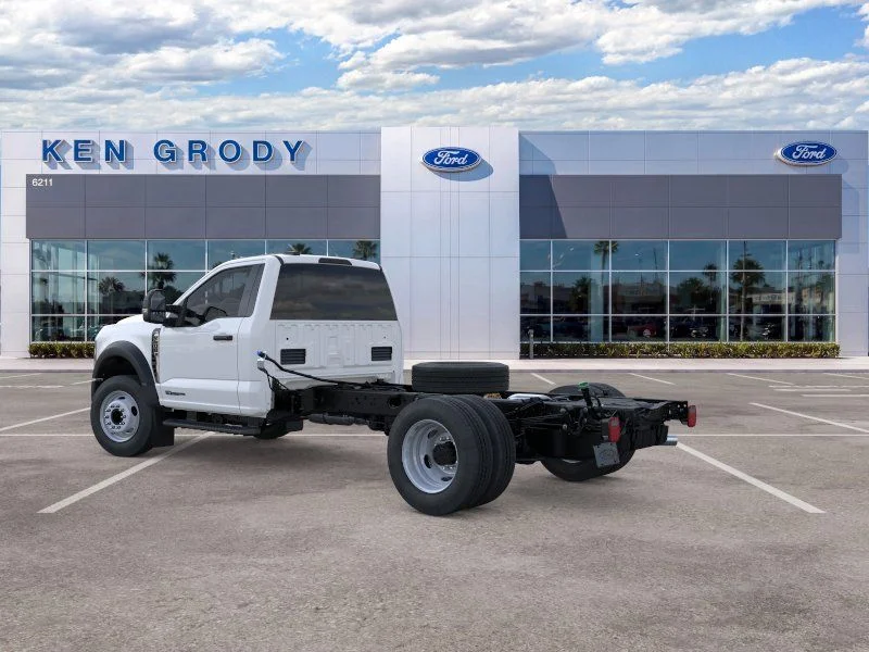 New 2026 Oxford White Ford XL image 5
