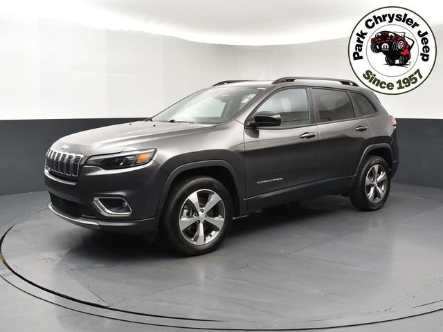 Used 2022 Gray Jeep Limited image 3