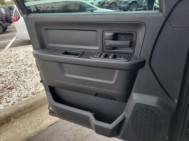 2026 RAM 3500 Tradesman - Photo 13