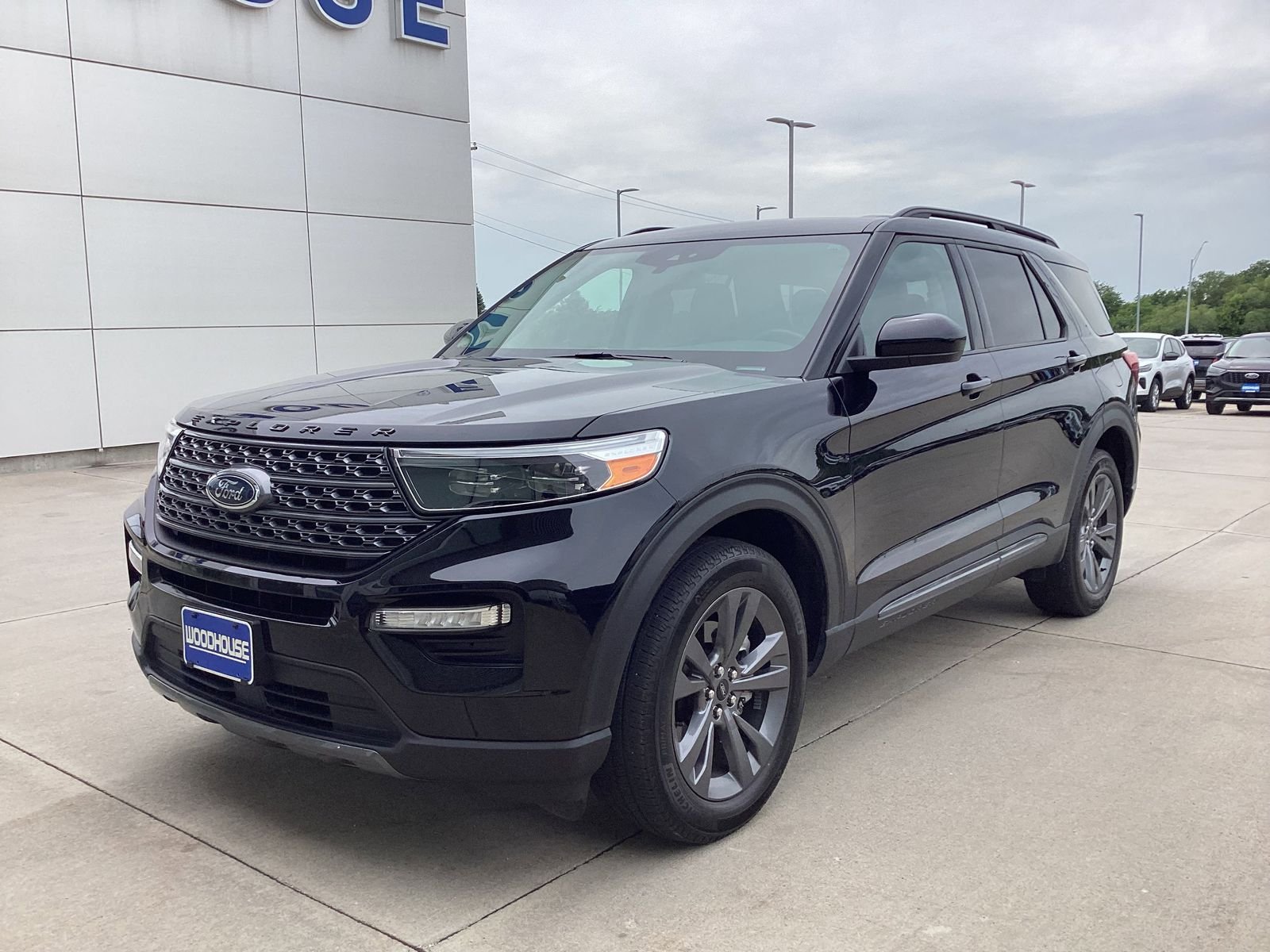 2023 Ford Explorer XLT 4WD's photo