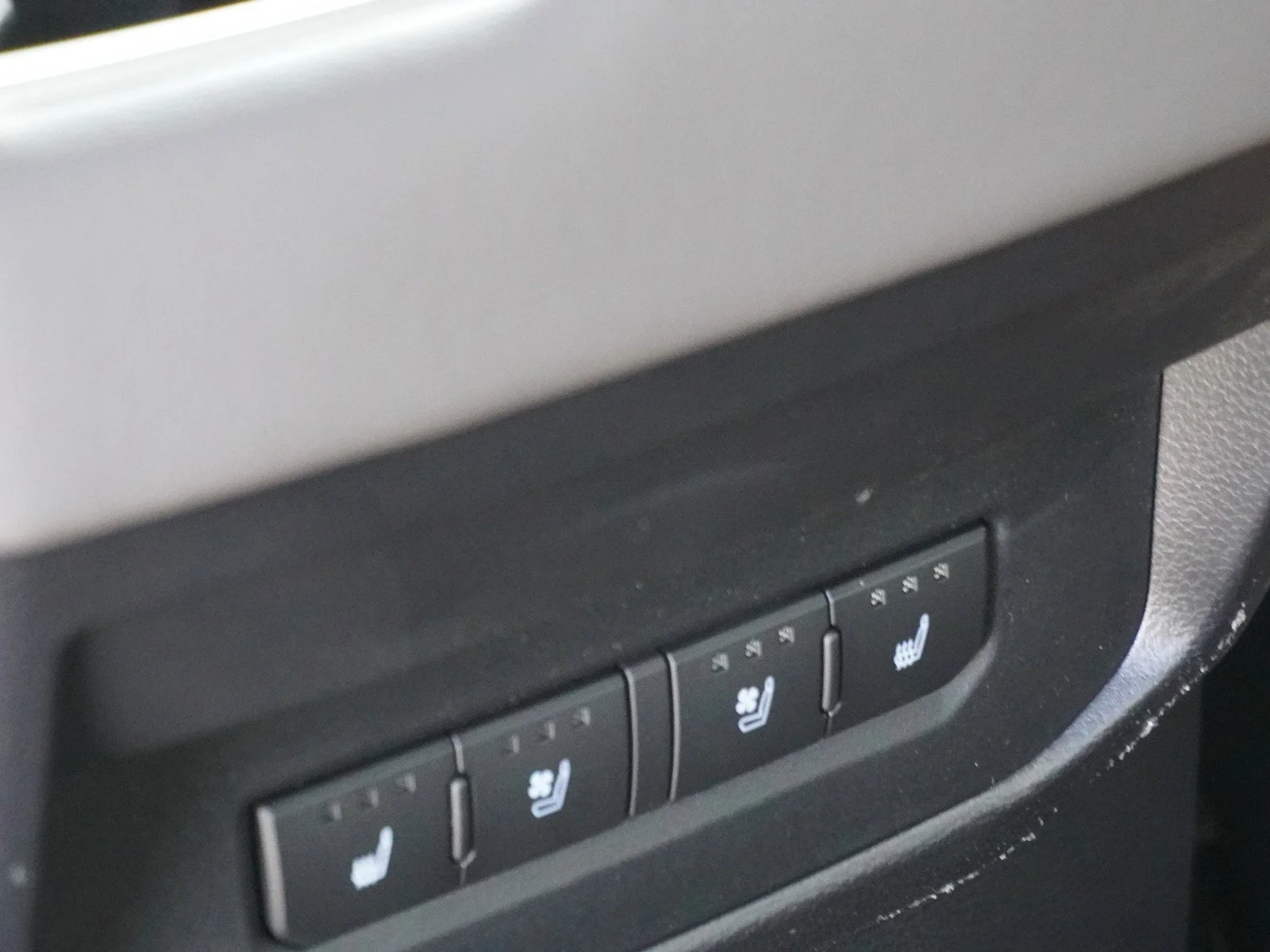 New 2026 Wind Chill Pearl Toyota 1794 Edition image 19