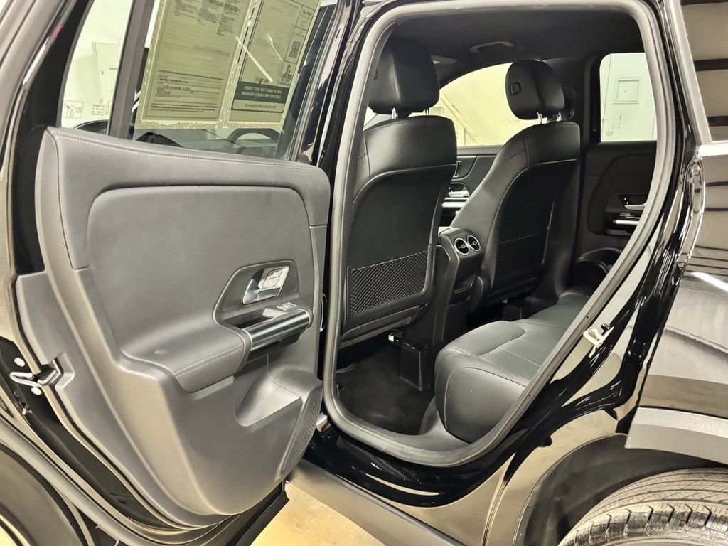 Used 2025 Black Mercedes-Benz GLA 250 image 20