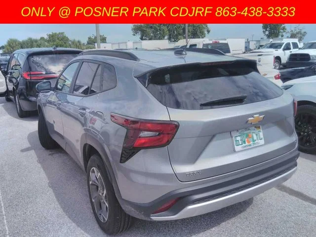 Used 2025 Gray Chevrolet LT image 8