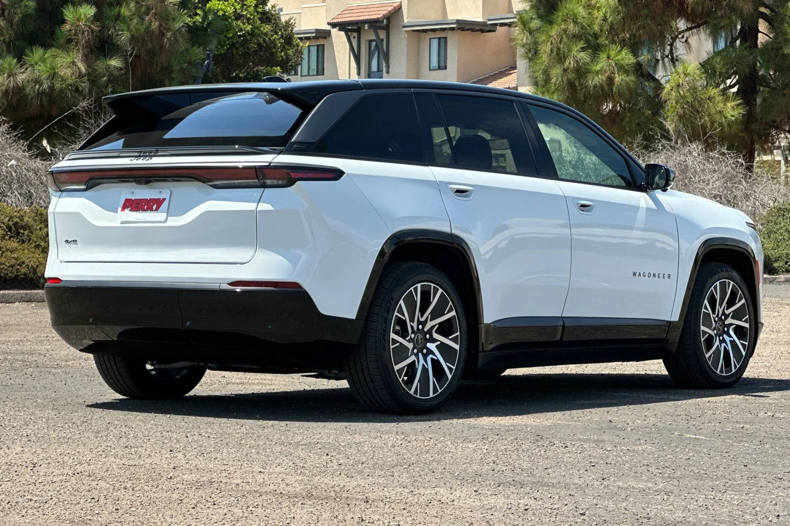 2025 Jeep Wagoneer S Limited - Photo 3