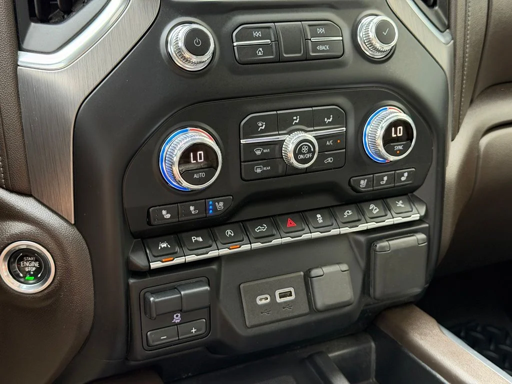 Used 2020 Black GMC Denali image 14