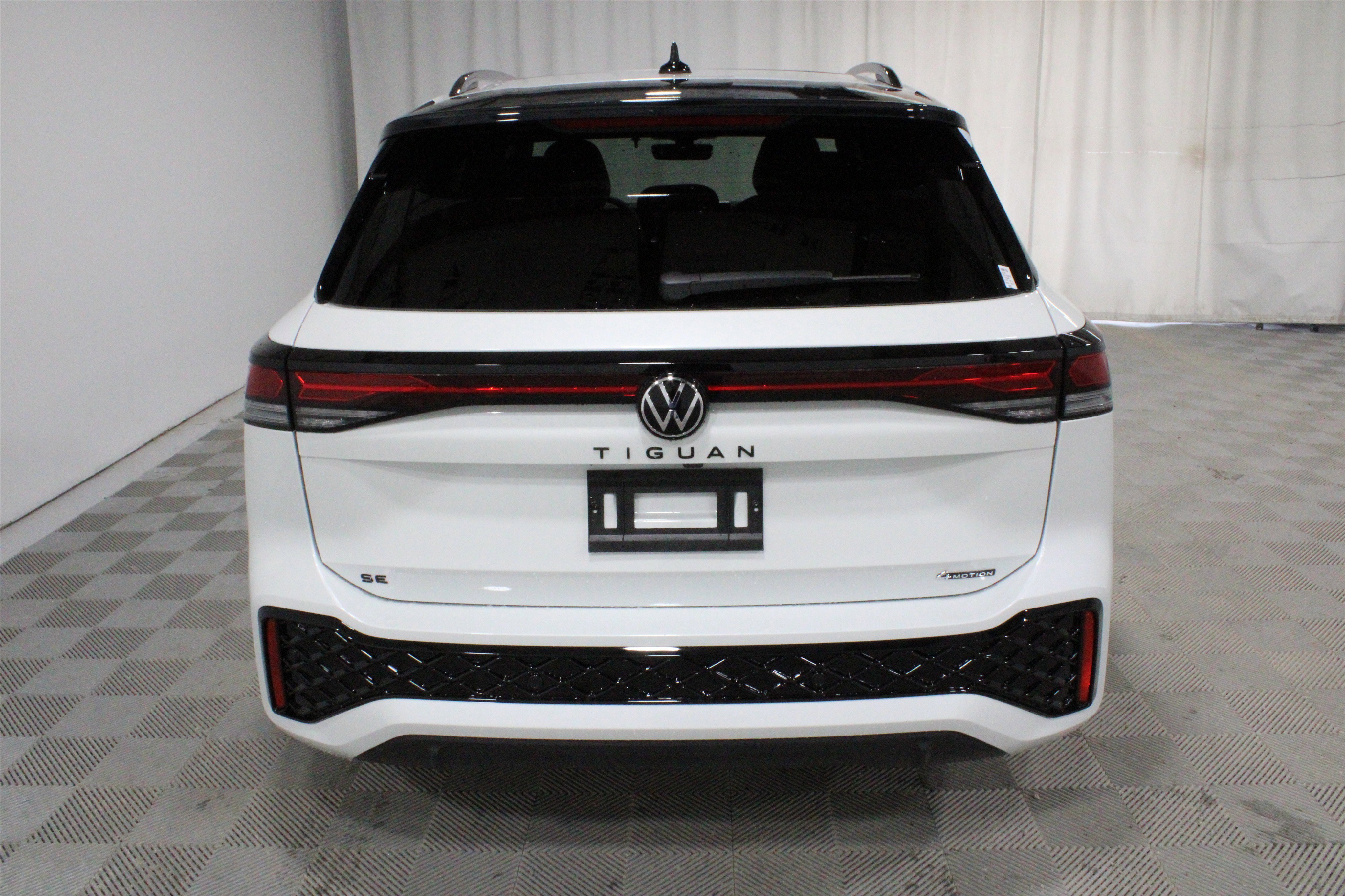 New 2026 Opal White Pearl Volkswagen SE R-Line Black image 27