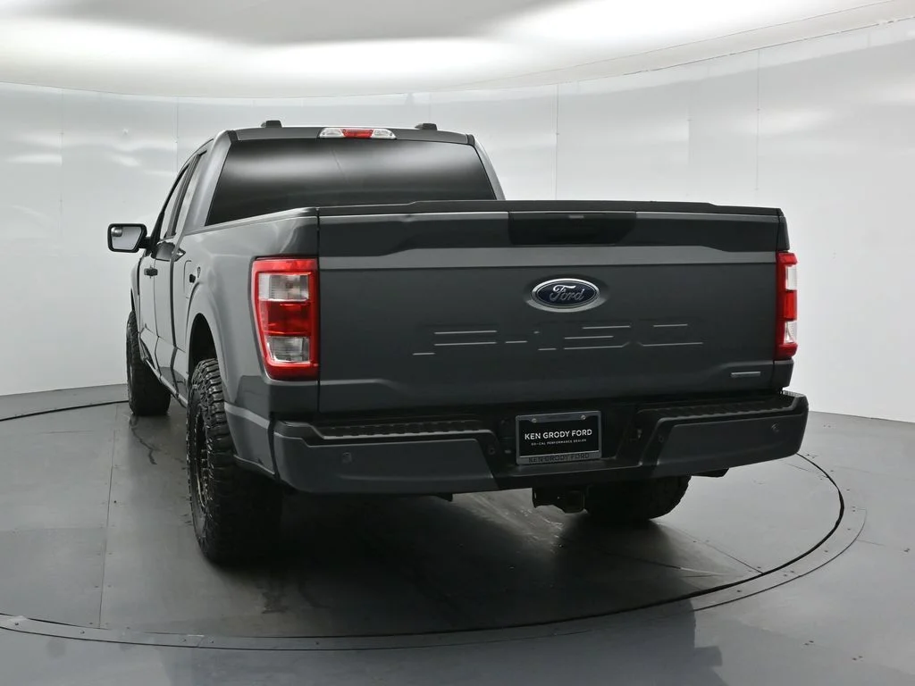 Used 2021 Gray Ford XL image 22