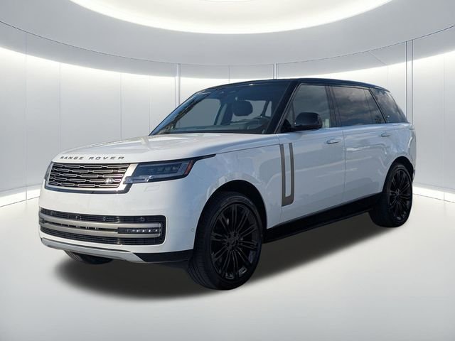 New 2026 Fuji White Land Rover SE image 2