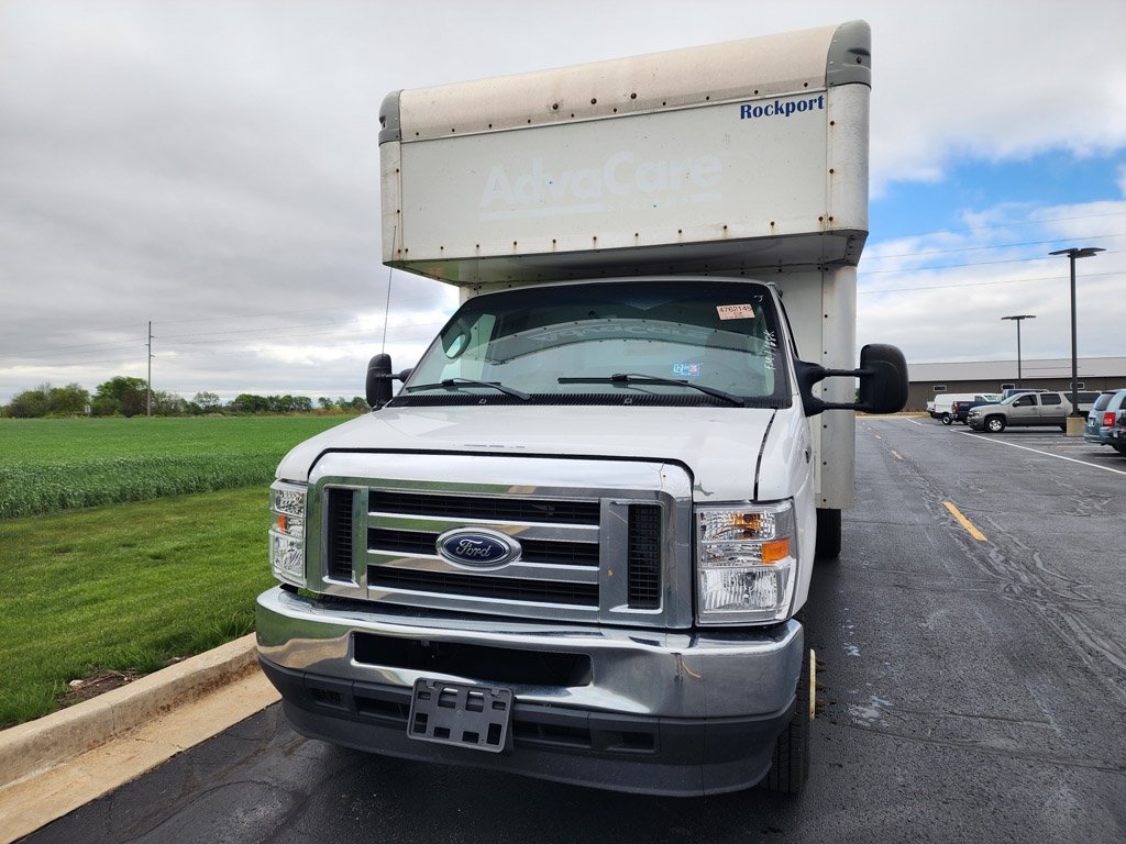 Used 2021 Oxford White Ford Base image 2