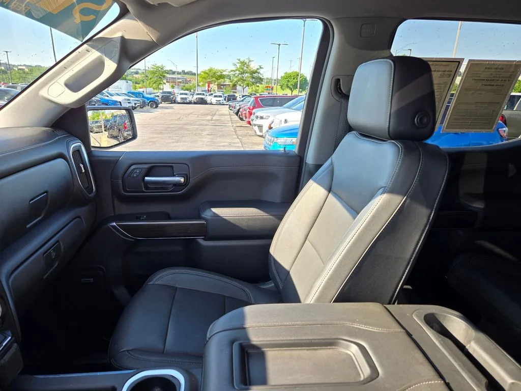 Used 2019 White Chevrolet LT Trail Boss image 26