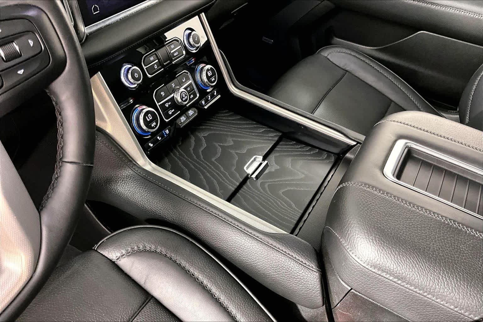 Used 2023 Onyx Black GMC Denali image 16