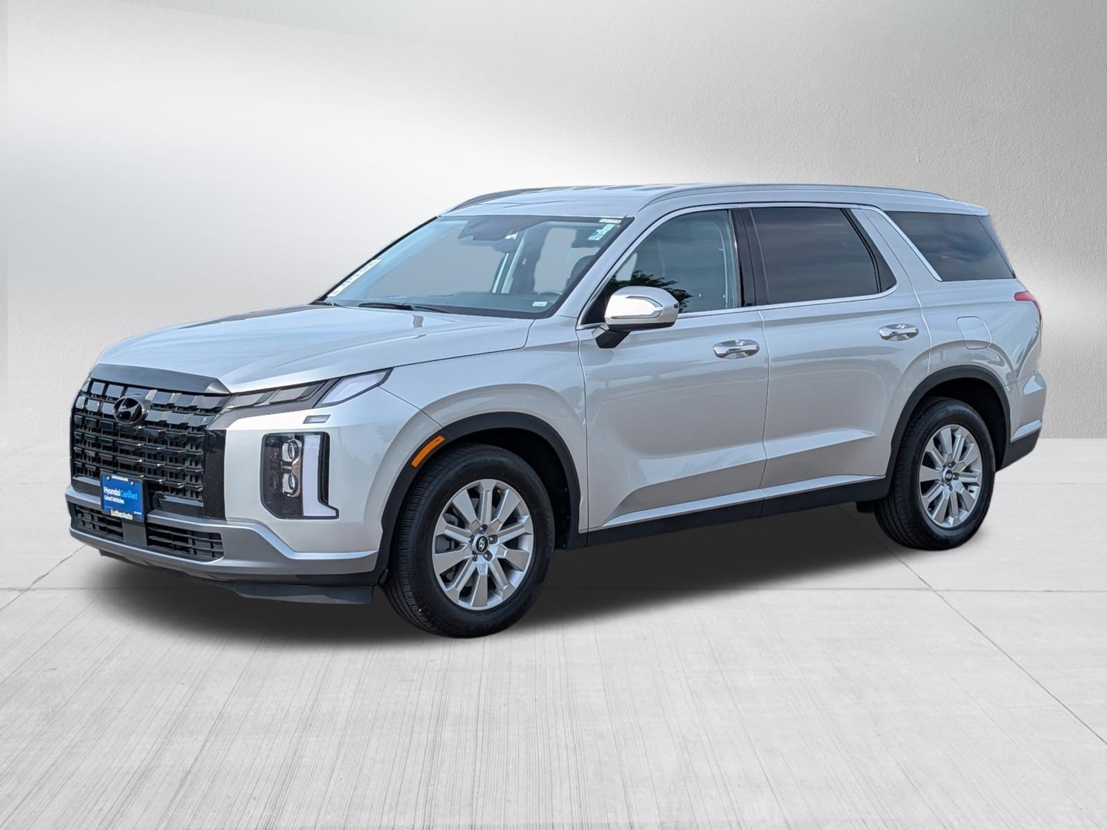 Certified Used 2025 Typhoon Silver Hyundai SEL image 3