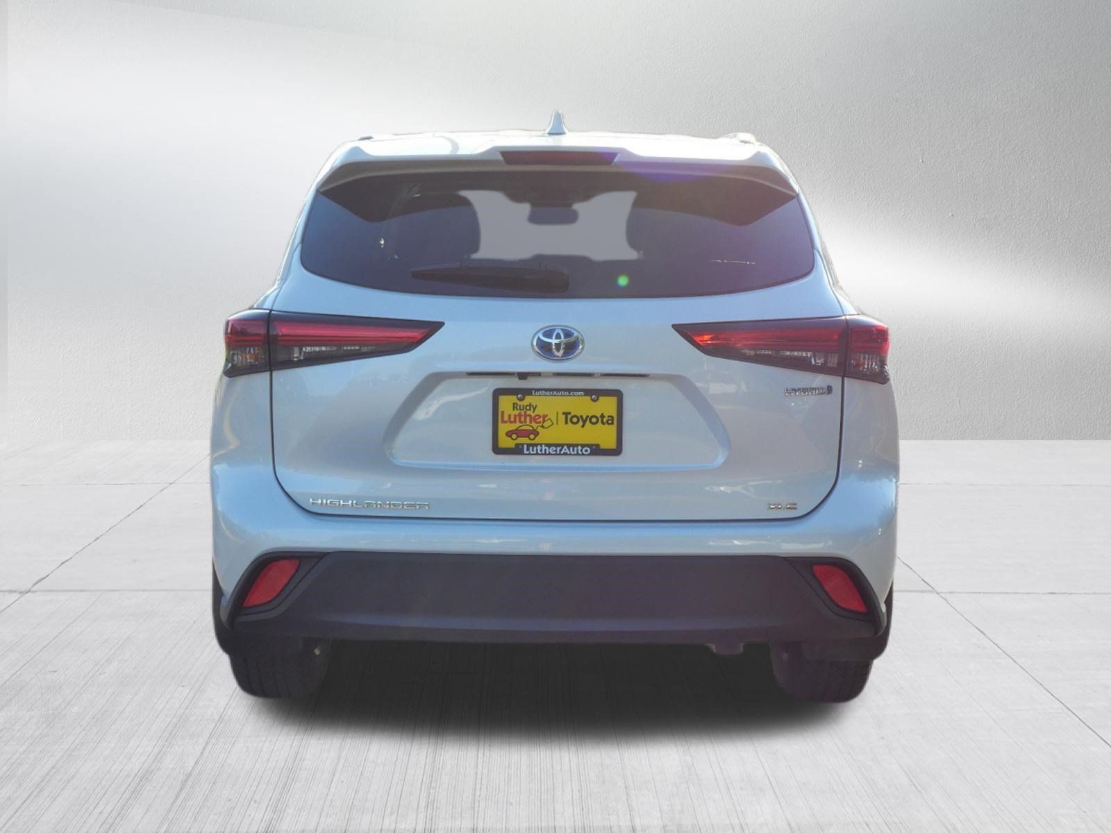 Certified Used 2020 Blizzard Pearl Toyota Limited image 6
