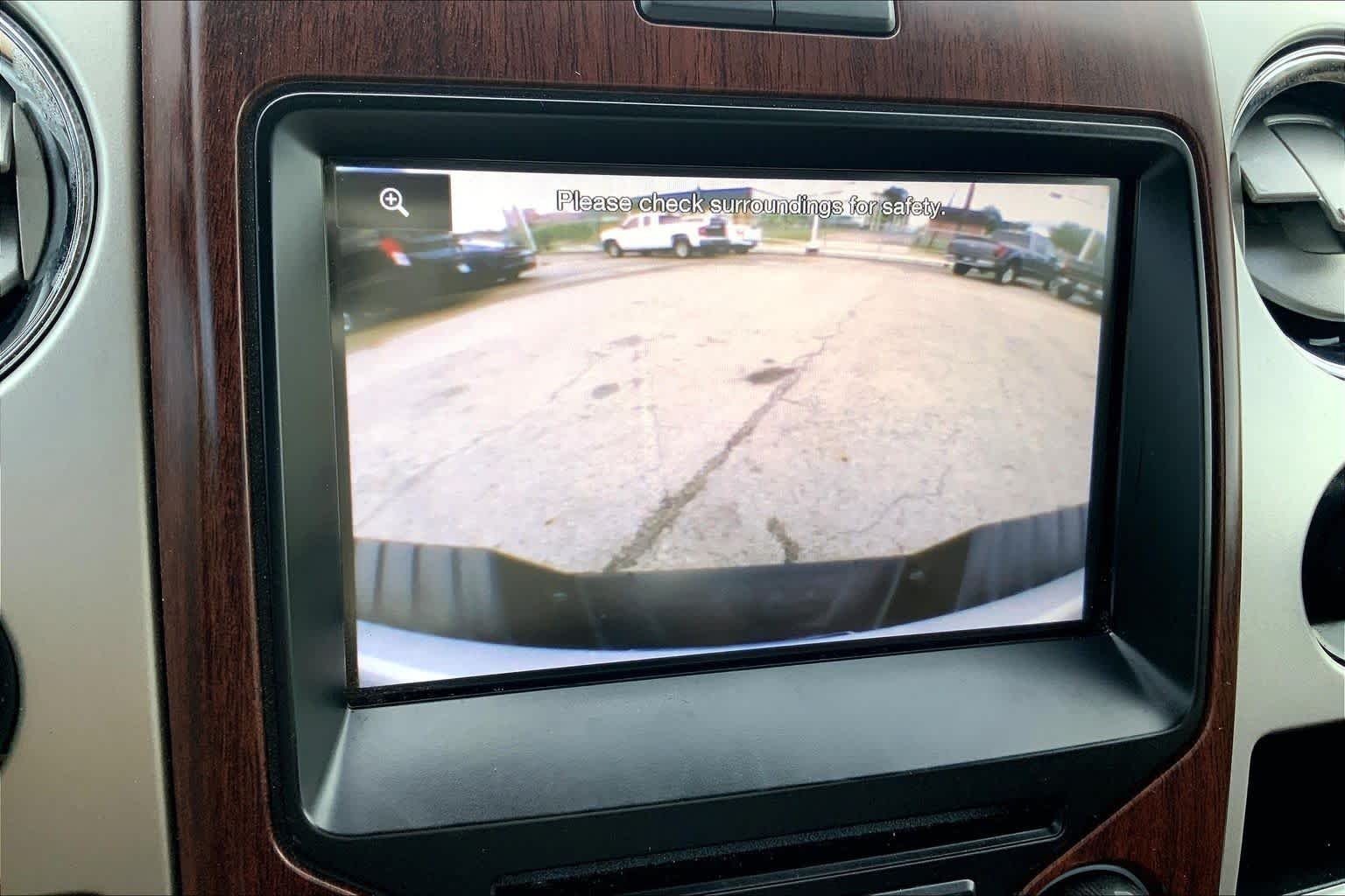 Used 2013 White Platinum Tri-Coat Metallic Ford King Ranch image 26