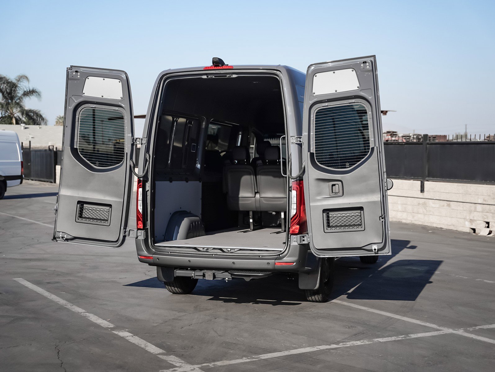 2025 Mercedes-Benz Sprinter Crew Van Base - Photo 8