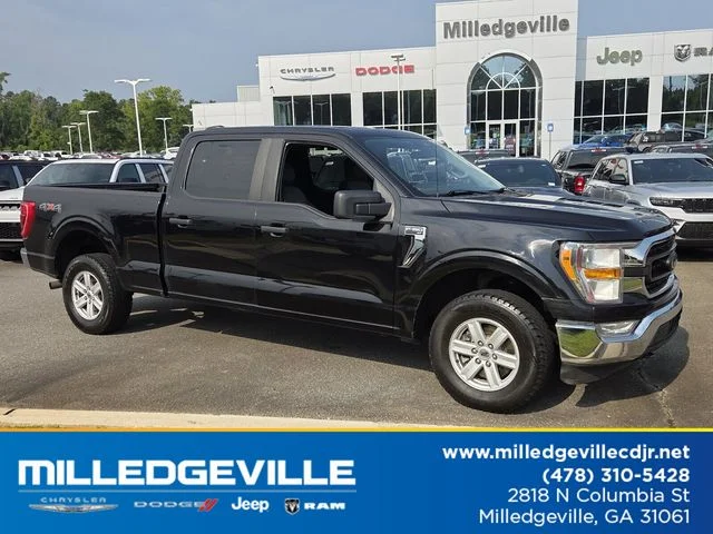 Used 2021 Black Ford XLT image 1
