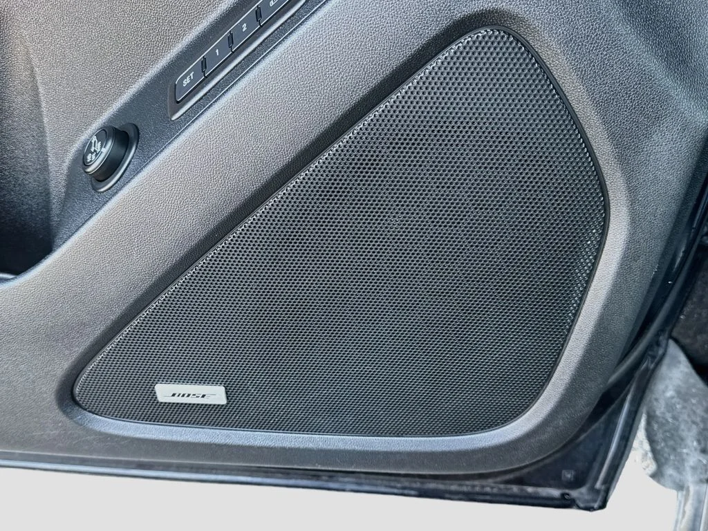 Used 2020 Blue Chevrolet Premier image 23