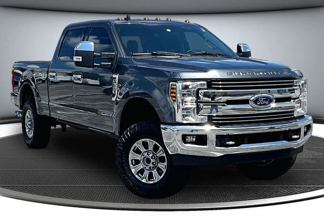 Used 2019 Magnetic Metallic Ford Lariat image 3