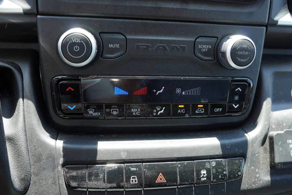 Used 2025 Bright White Clearcoat Ram Base image 24
