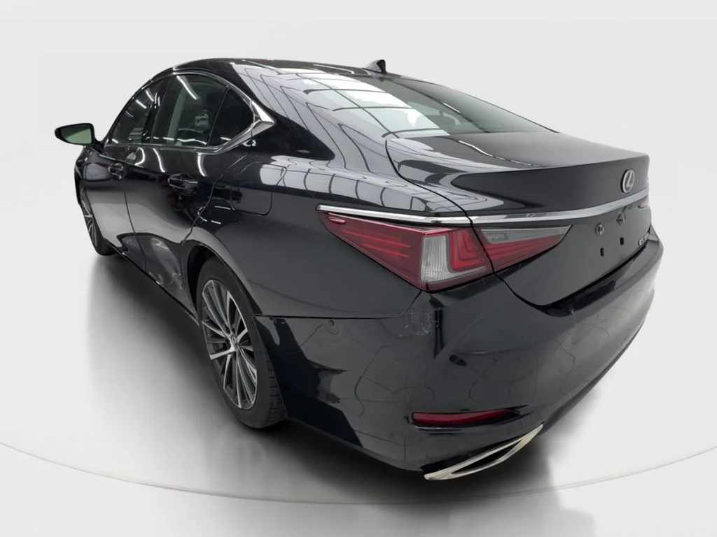 Used 2023 Black Lexus 350 image 10