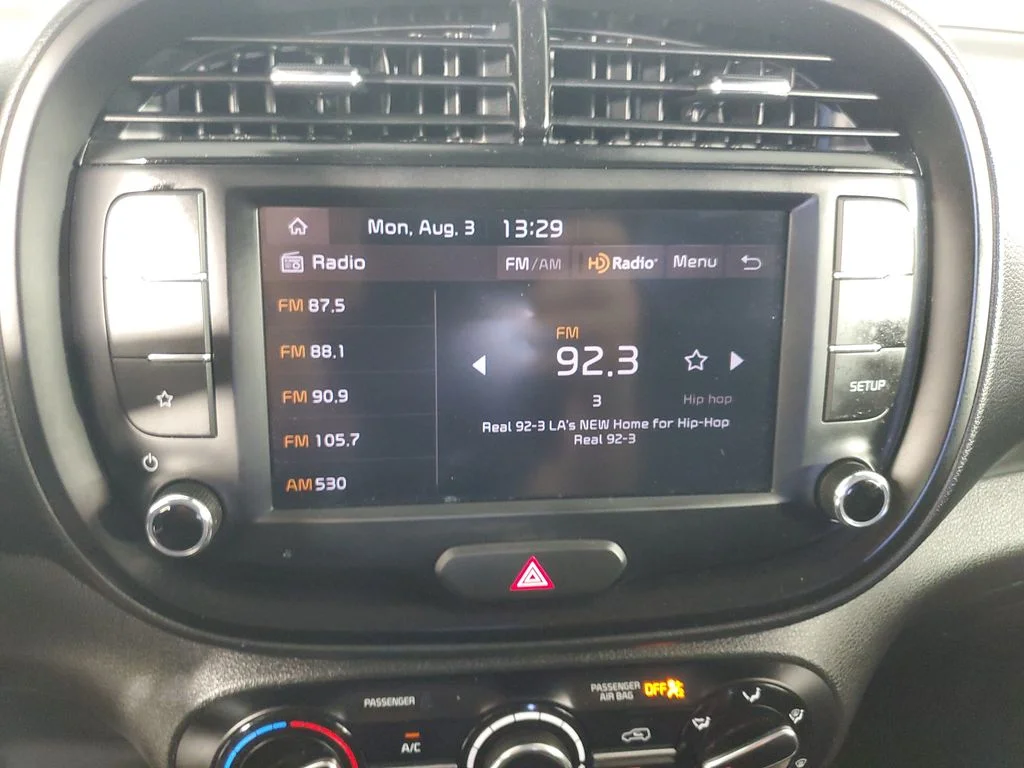 Used 2025 White Kia LX image 20