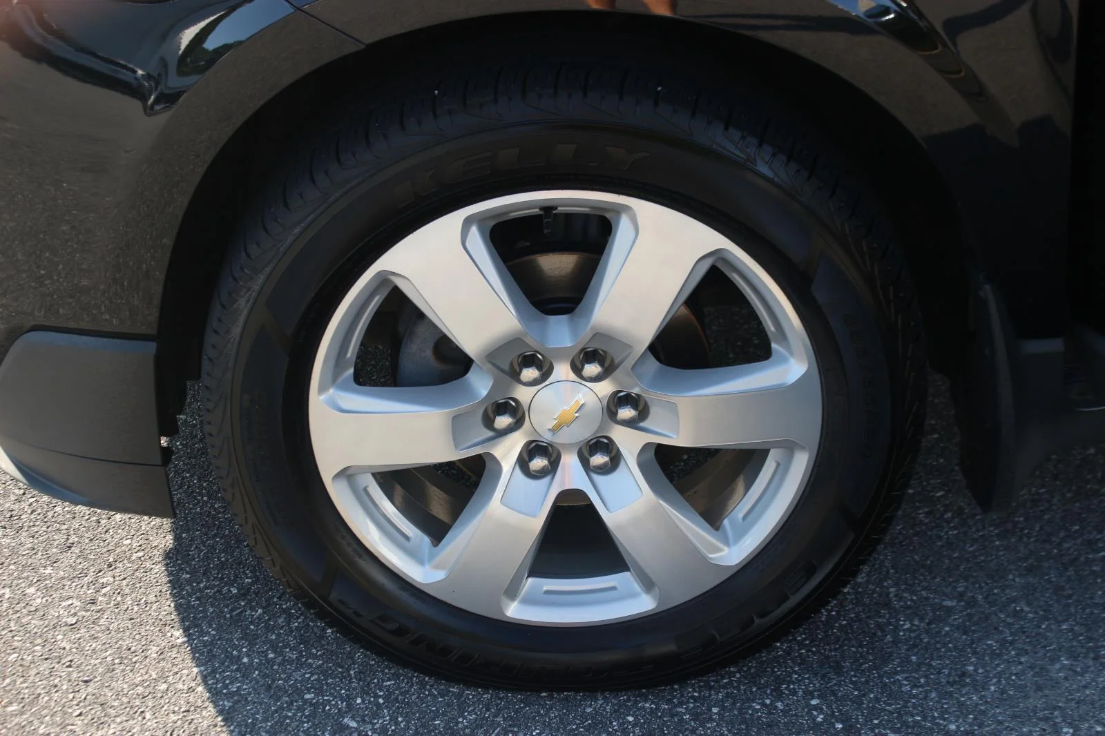 Used 2016 MOSAIC BLACK METALLIC Chevrolet LTZ image 40