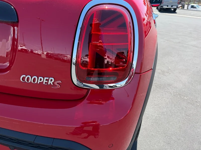 Used 2024 Chili Red MINI Cooper S image 24