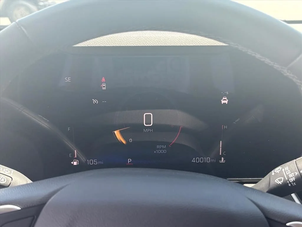 Used 2024 Gray Chevrolet LT image 7